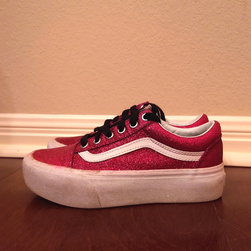 Vans Old Skool Glittery Magenta Platforms